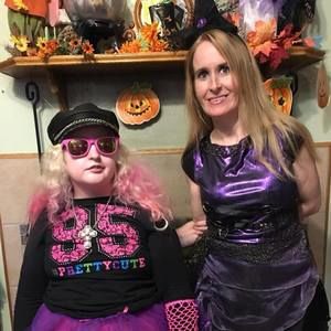 Meet your Posher, Lori